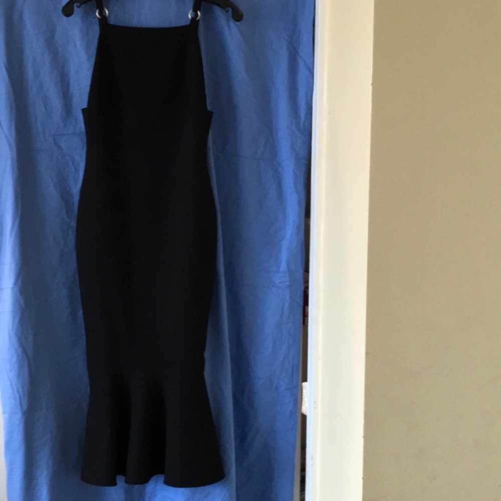 CINQ A SEPT  black midi dress Size 4 NEW no tags